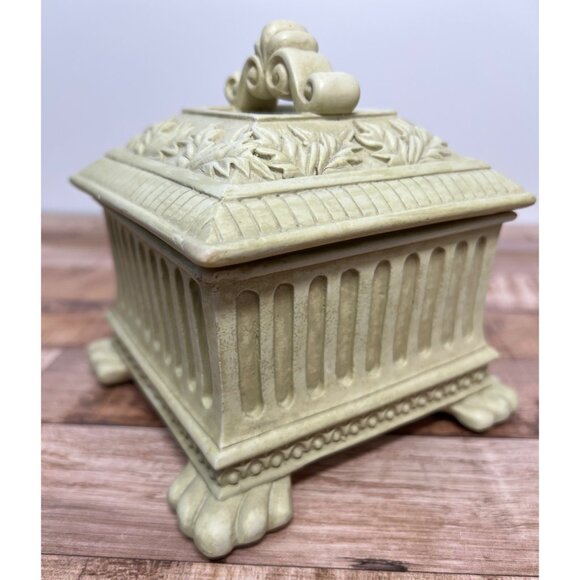 Decorative Melrose Gardens Square Footed Resin Box With Lid & Ornate Design - Picture 3 of 5